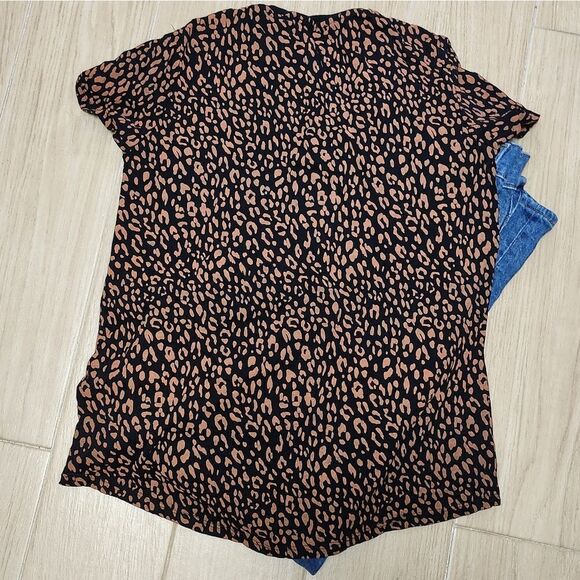Zara Leopard Print Crewneck Tee - Picture 2 of 4